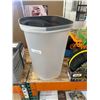 Image 1 : Plastic Waste Bin with Lid, SMP-8 CLR/BLK/BLK SCP-2