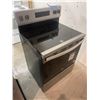Image 3 : Whirlpool YWFES5030RZ Electric Range, 30 inch Exterior Width, Self Clean, 5.3 cu. ft. Capacity, Stor