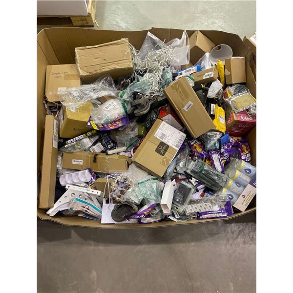 Bulk Bin of Assorted Goods (COME VIEW)