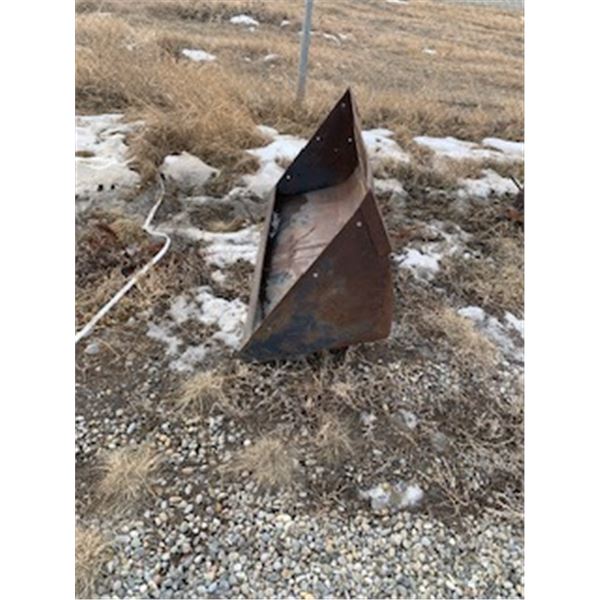 TRACTOR MOUNT SMOOTH BUCKET
