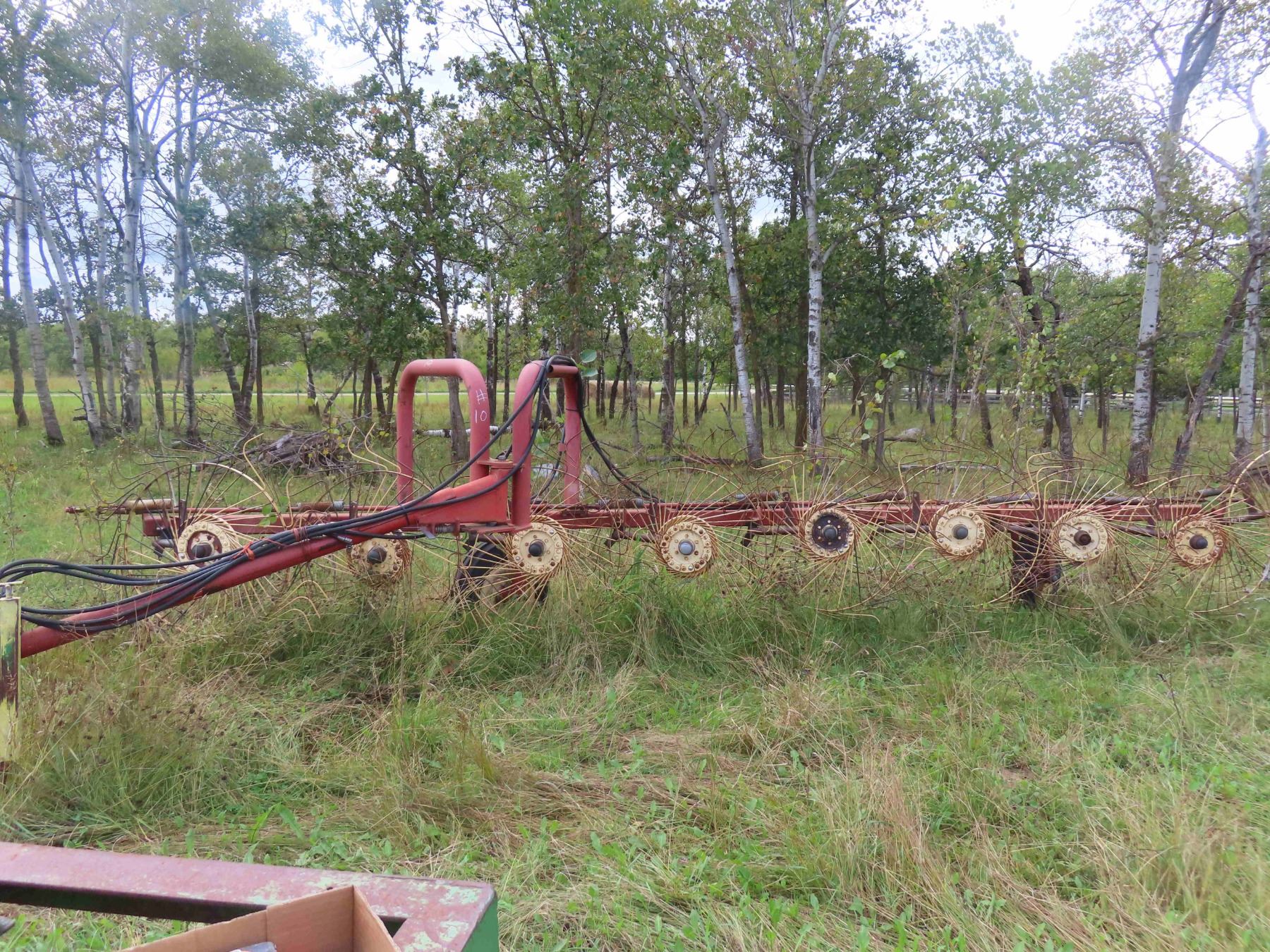 Vicon H1050 9 Wheel Hay Rake with Extra