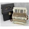 Hohner Piano La Contessa Accordian