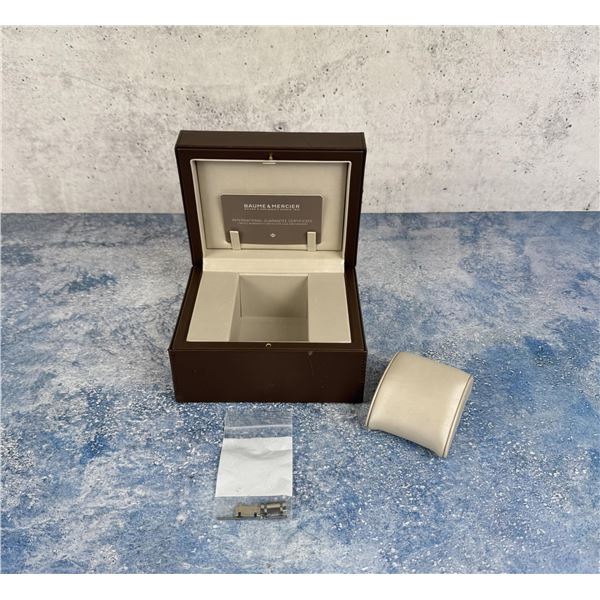Baume & Mercier MOA10227 Watch Box w/ Links