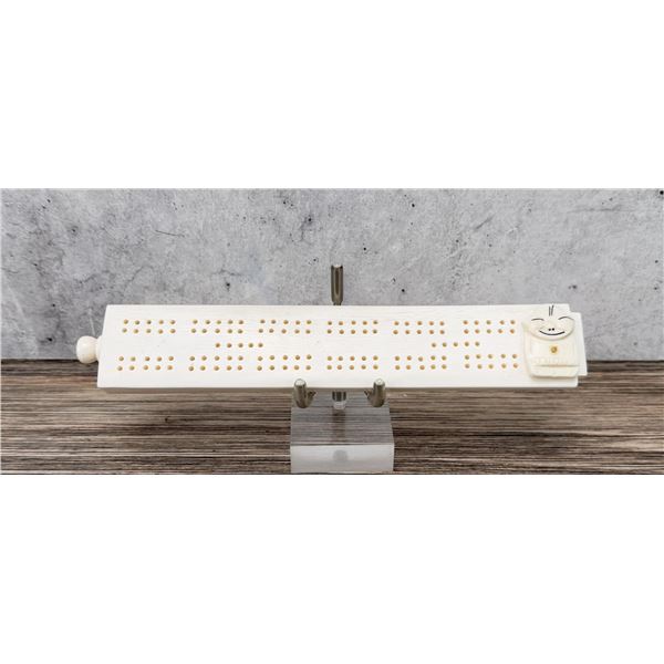 Alaskan Inuit Eskimo Billiken Cribbage Board