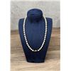 Image 2 : Natural Baroque Pearl Necklace 14k Gold Clasp