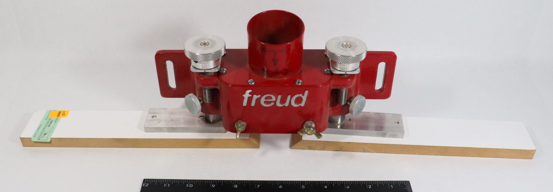 FREUD MICRO ADJUSTABLE ROUTER TABLE FENCE