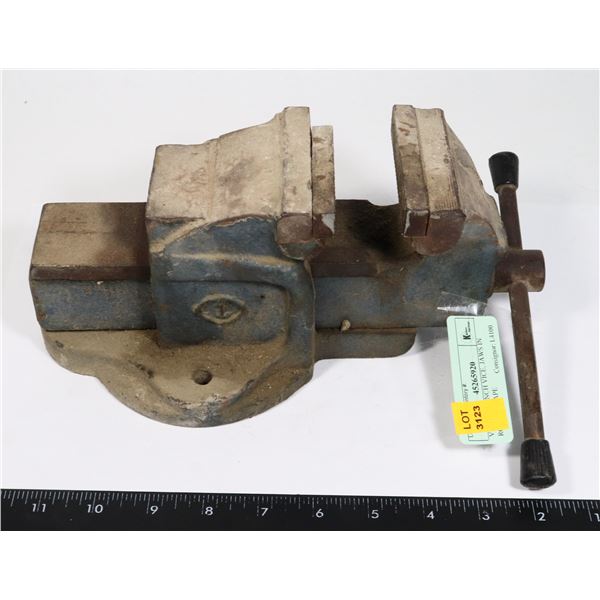 VICTOR BENCH VICE, JAWS IN ROUGH SHAPE
