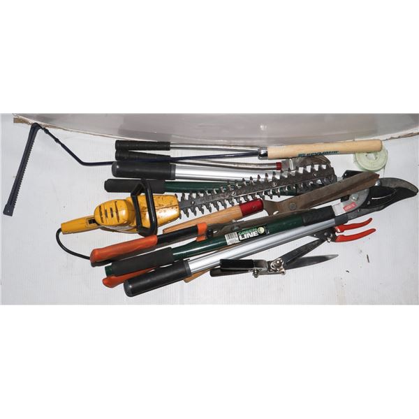 BOX OF ASSORTED LAWN/ TREE CARE TOOLS