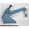 Image 1 : PRIMATECH MANUAL FLOORING NAILER