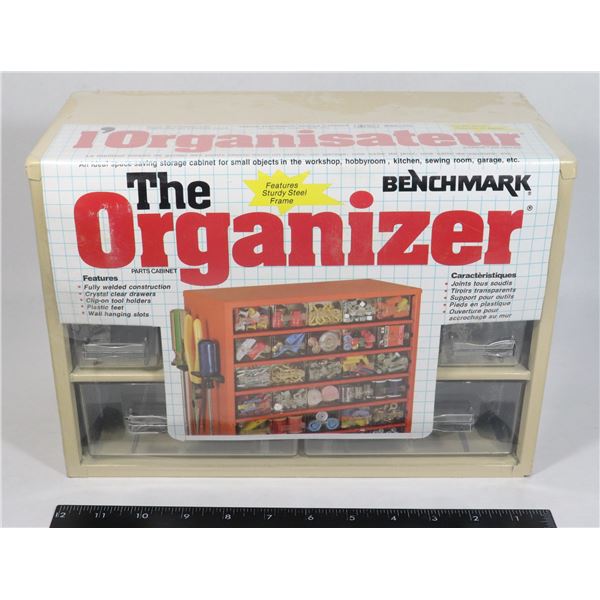 ORGANIZER