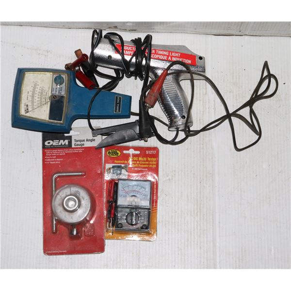 SMALL LOT OF VINTAGE TOOLS