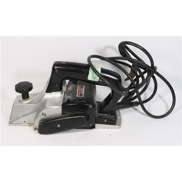 BLACK & DECKER POWER PLANER