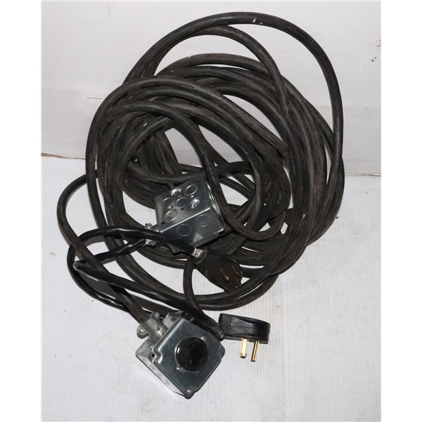 LOT OF LARGE HEAVY DUTY EXTENSION CORDS