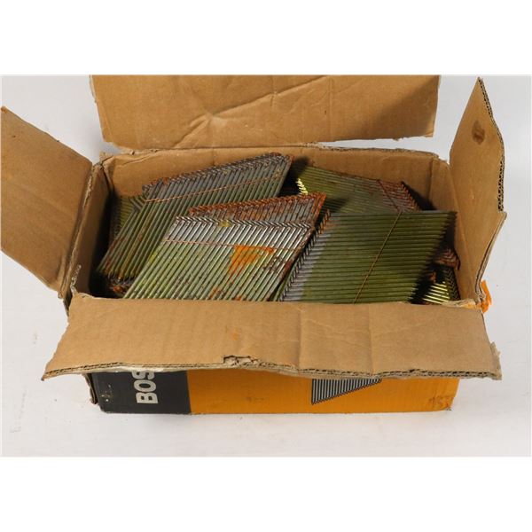 BOX OF BOSTITCH 28 WIRE COLLATED STICK NAILS