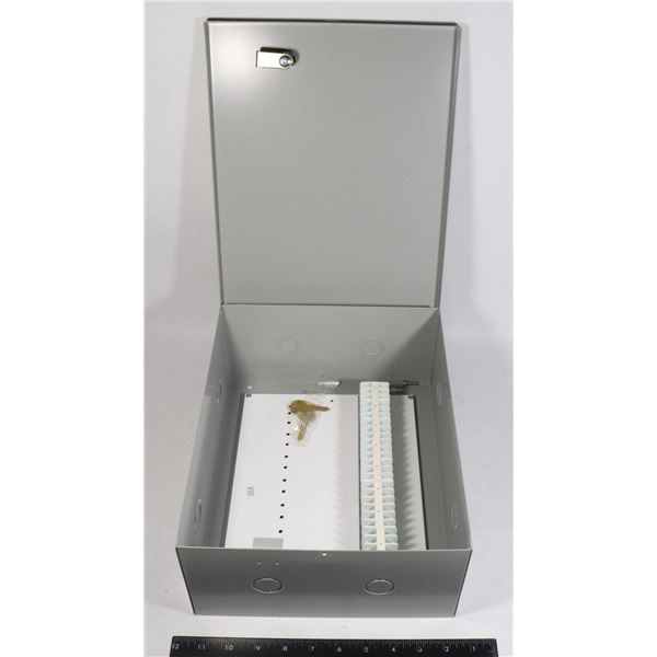 ELECTRICAL JUNCTION BOX 12X10X5 WITH KEYS