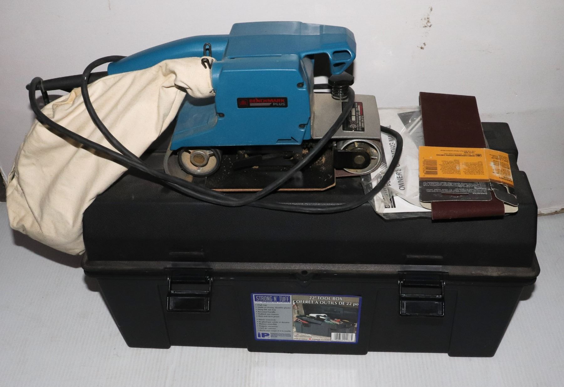 BENCHMARK PLUS BELT SANDER IN TOOL BOX