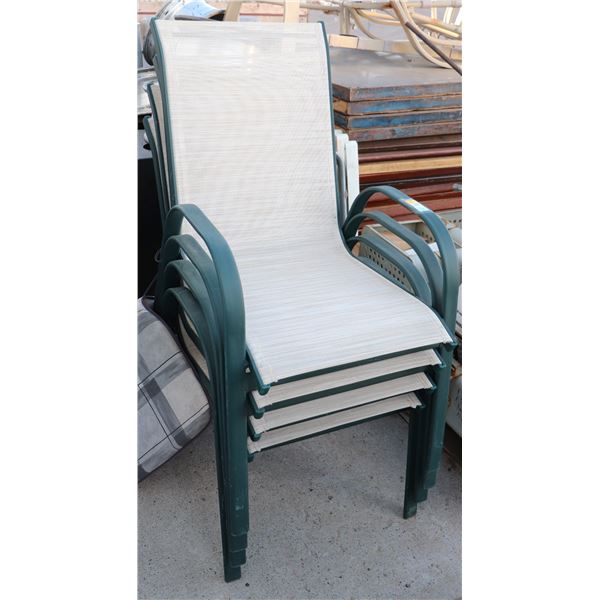 ESTATE LOT OF DECK CHAIRS WITH CUSHIONS