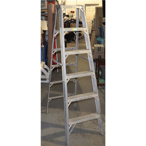 6' ALUMINUM A FRAME LADDER
