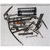 Image 1 : GREASE GUN AND 2 REFILLS WITH ASSORTED