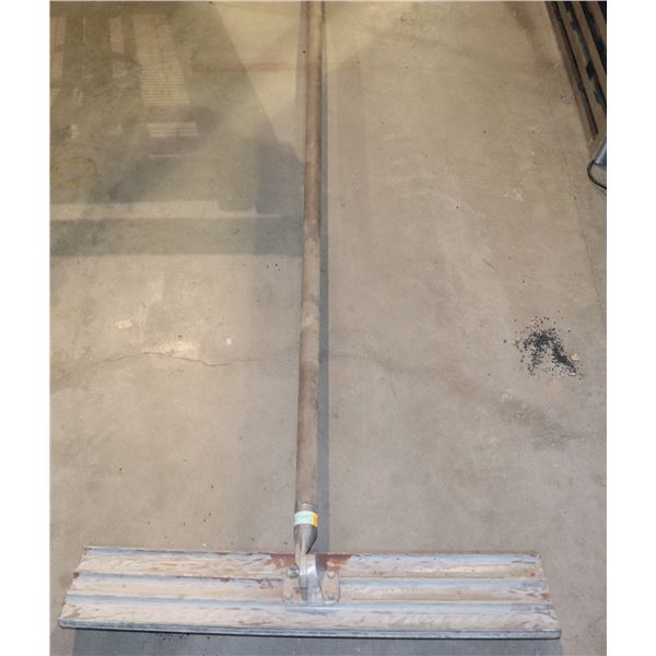 CONCRETE SPREADER/ SMOOTHER