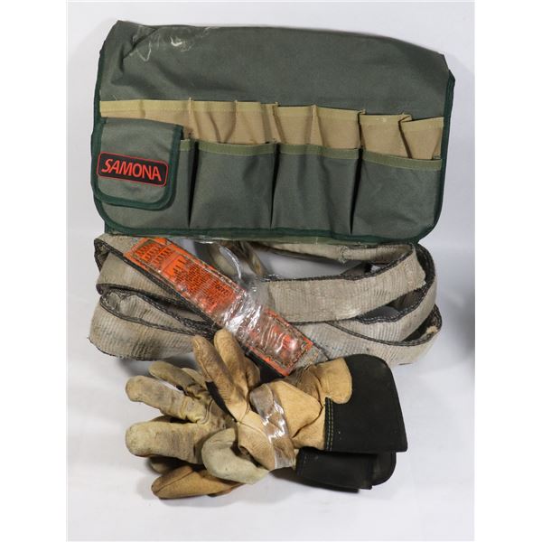 BOX OF WORK ITEMS INLCUDING WORK GLOVES, BUCKET