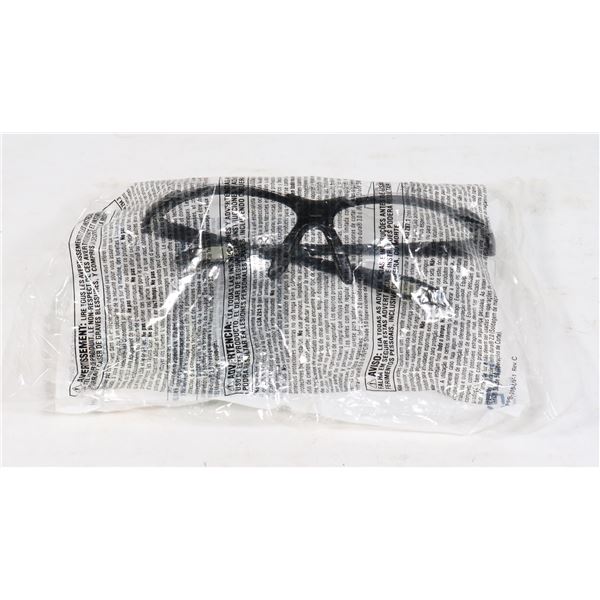 UVEX BLACK FRAME CLEAR LENS SAFETY GLASSES
