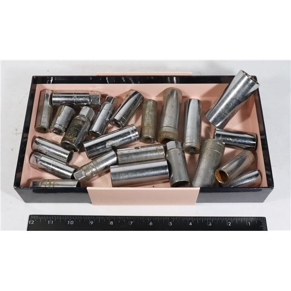 LOT OF LARGE SOCKETS