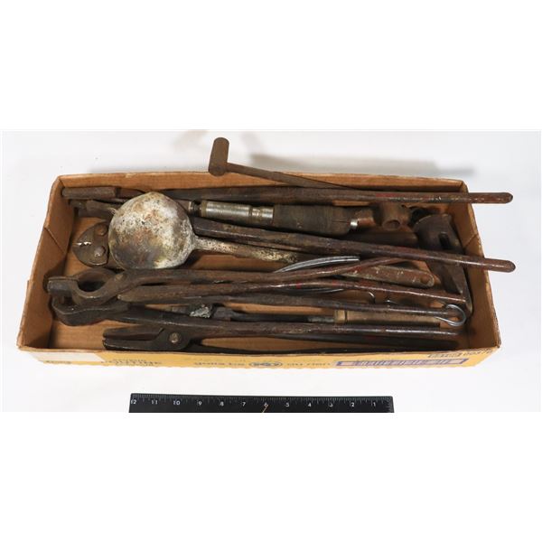 LARGE LOT OF VARIOUS BLACKSMITH TOOLS