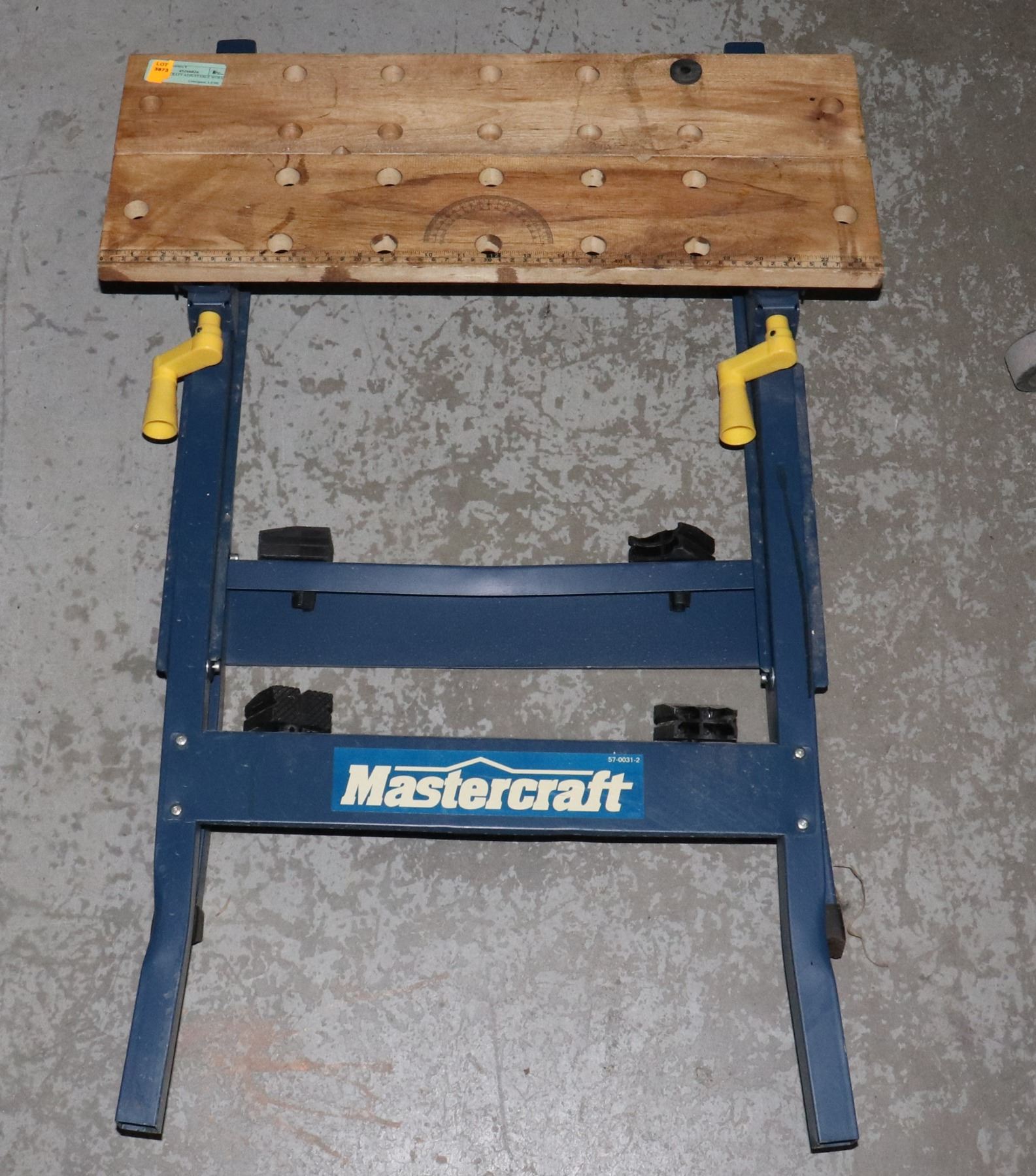 MASTERCRAFT ADJUSTABLE WORK TABLE