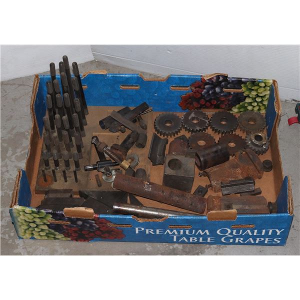 LARGE LOT OF TAP AND DIE / PUNCHES