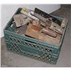 Image 1 : LARGE LOT OF CONCRETE TOOLS IN CRATE