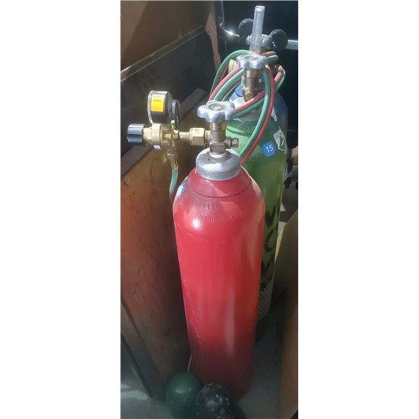 THREE TANKS FOR WELDING WITH ACCESSORIES