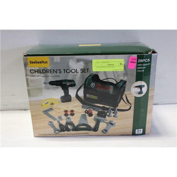 CHILDREN'S TOOL SET