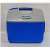 Image 1 : IGLOO 16QT HARDSIDED PLAYMATE COOLER
