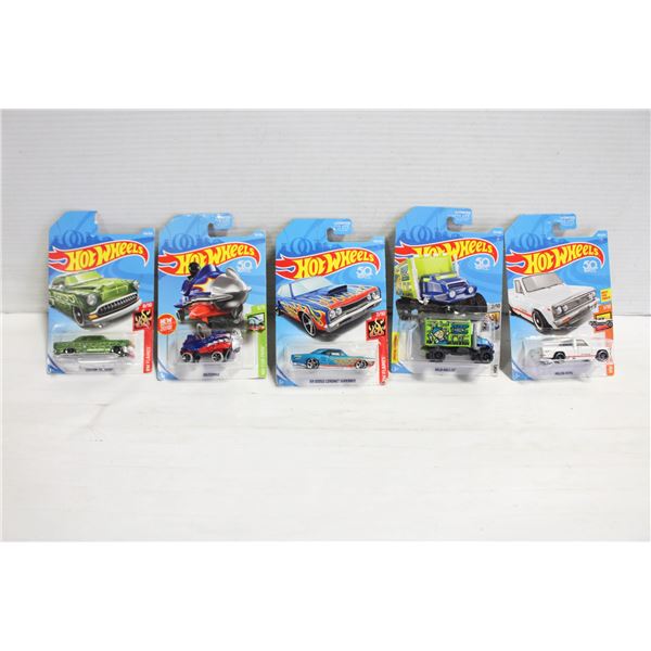 5 PACKAGED HOTWHEELS VEHICLES