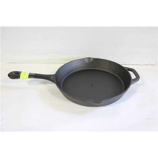 NEW PRE-SEASON 10" CAST IRON SKILLET / FRYING PAN