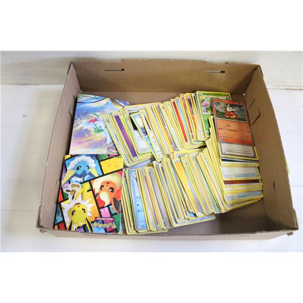 ESTATE POKEMON CARDS & POKEMON CARD BOOKS
