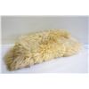 Image 1 : ESTATE AUSTRALIAN SHEEPSKIN RUG-ESTATE