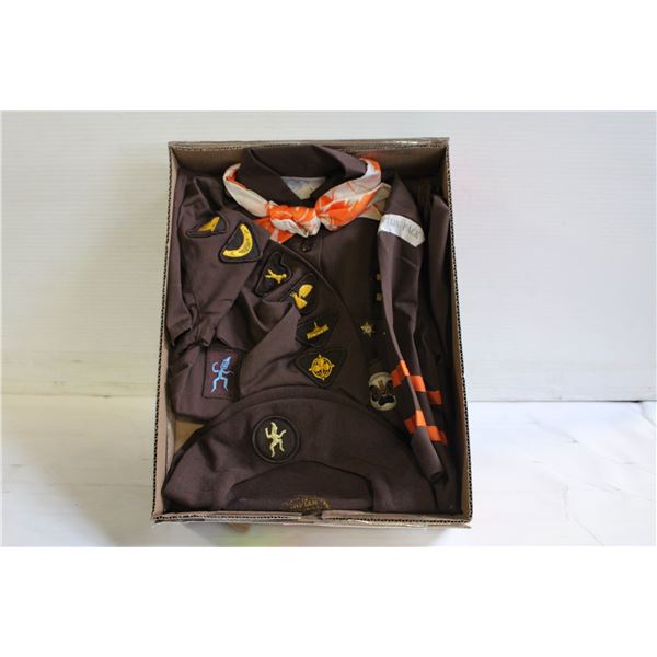 VINTAGE GIRL GUIDE OUTFIT WITH BADGES & HAT -