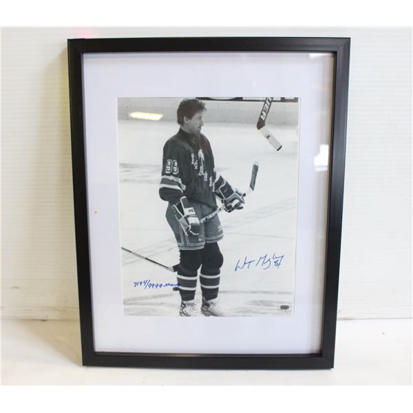 FRAMED WAYNE GRETZKY PRINT LIMITED EDITION
