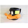 Image 1 : VINTAGE 1992 KFC DAFFY DUCK CUP