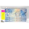 Image 2 : 2002 BANK OF CANADA $5 X 3
