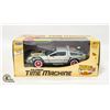 Image 1 : BACK TO THE FUTURE 3 DELOREAN TIME MACHINE 1/24
