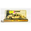 Image 1 : LIMITED EDITION CANADIAN SERIES METROPOLITAN