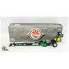 Image 1 : VINTAGE MAC TOOLS TOP FUEL DRAGSTER 1/32 SCALE