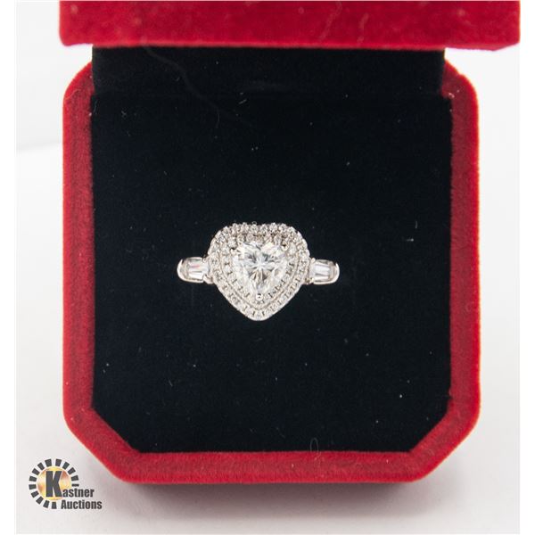 #2181-1.00 CT HEART CUT MOISSANITE STONE VVS D