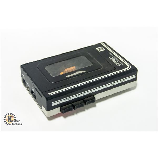 VINTAGE JIL CASSETTE PLAYER HANDHELD
