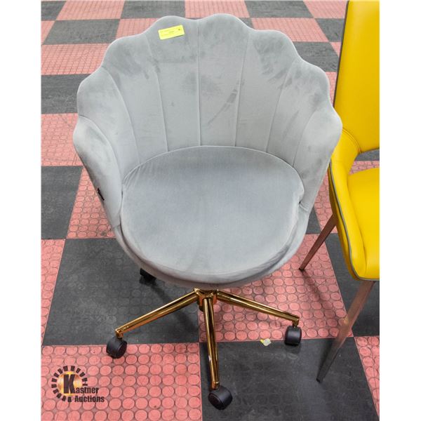 GREY OFFICE CHAIR