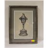 Image 1 : GLASS ENCASED TROPHY SKETCH AUTOGRAPHED "ARIANA"