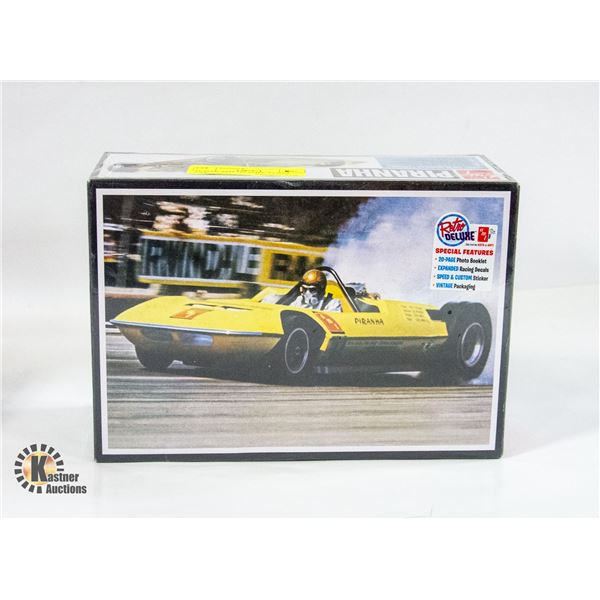 SEALED AMT PIRANHA "FUNNY CAR"